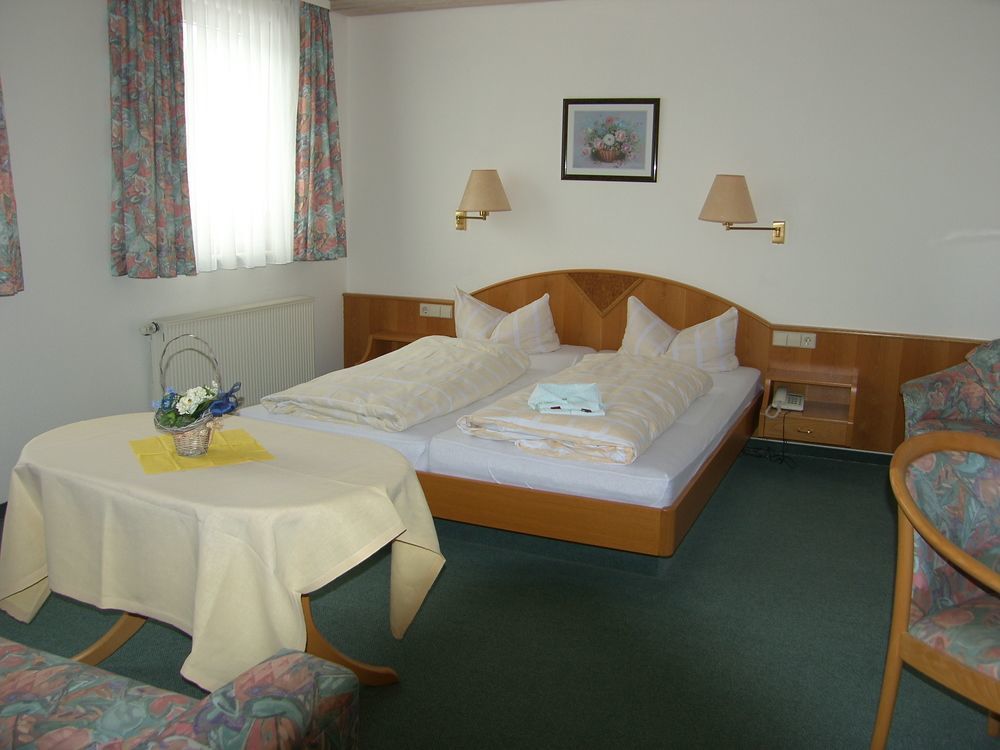 Garni Hotel Adler Post Baiersbronn Exterior foto