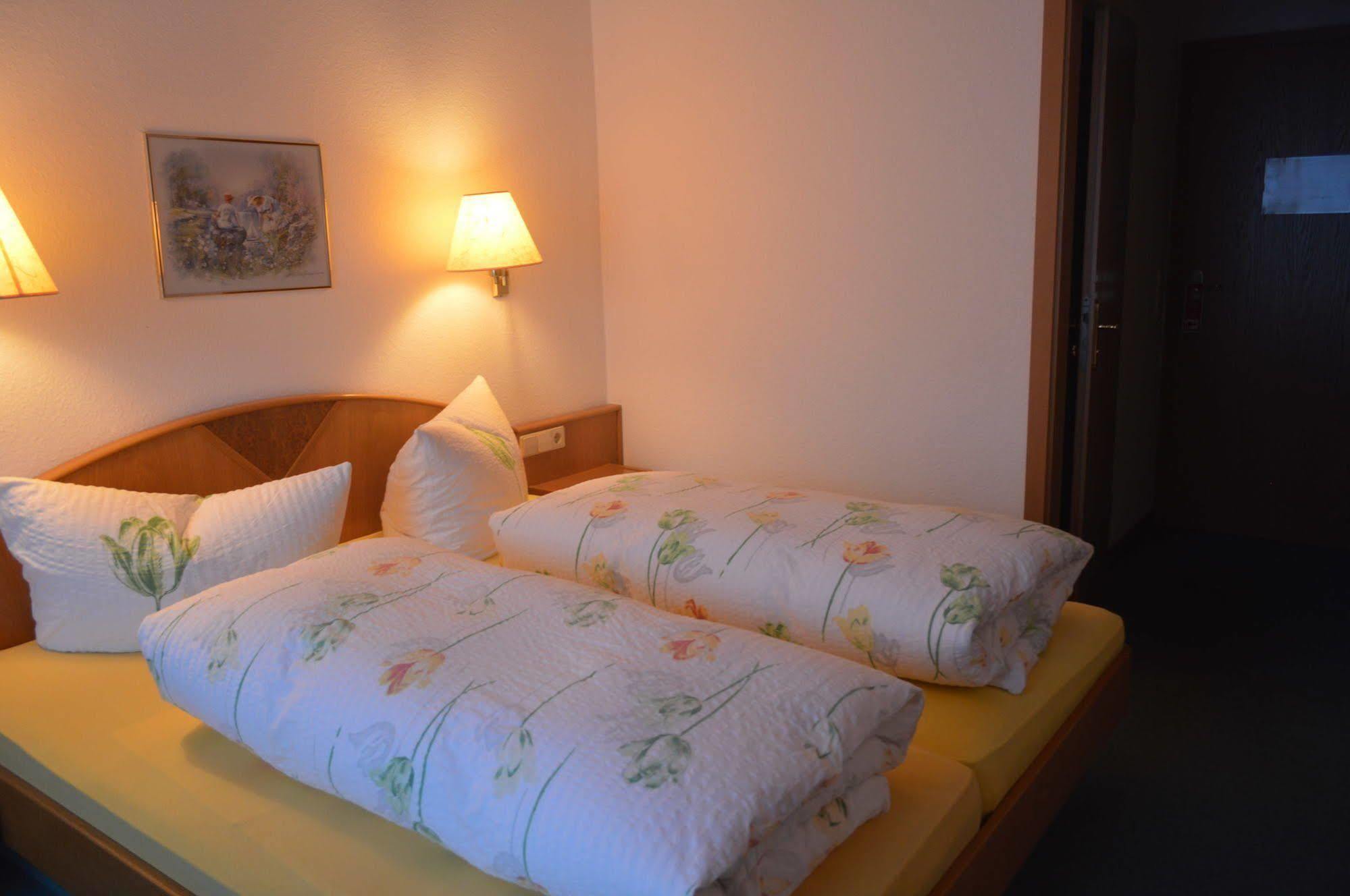 Garni Hotel Adler Post Baiersbronn Exterior foto